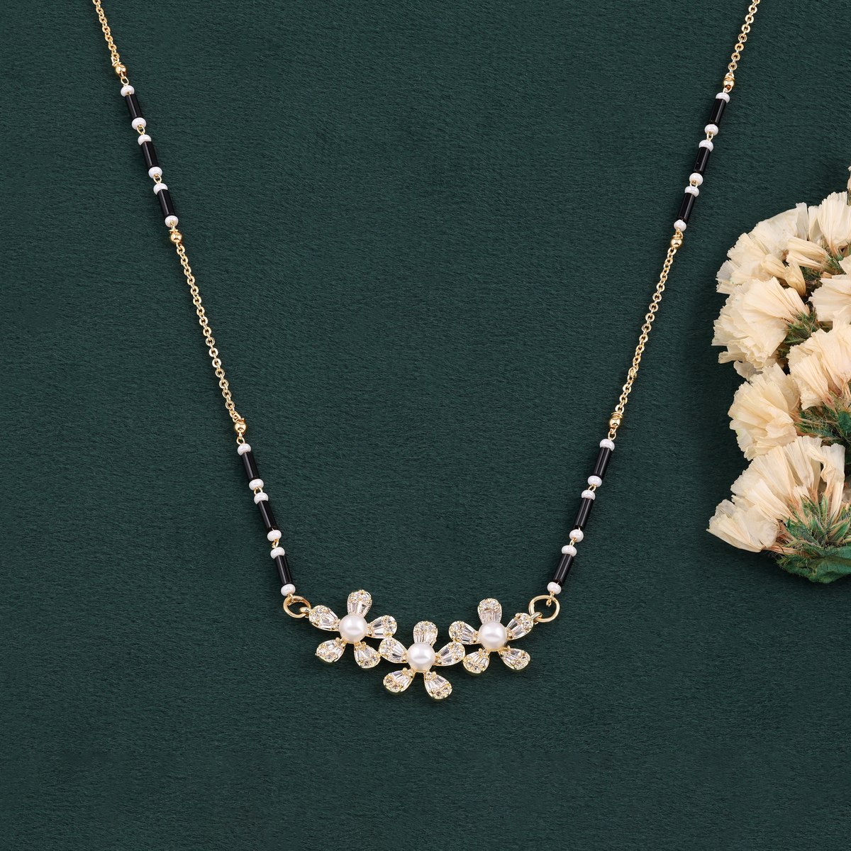 KRINIVA Three Flower Mangalsutra for Women