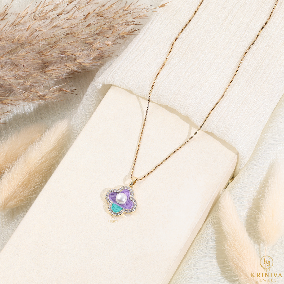 Celeste Clover Pendant Necklace